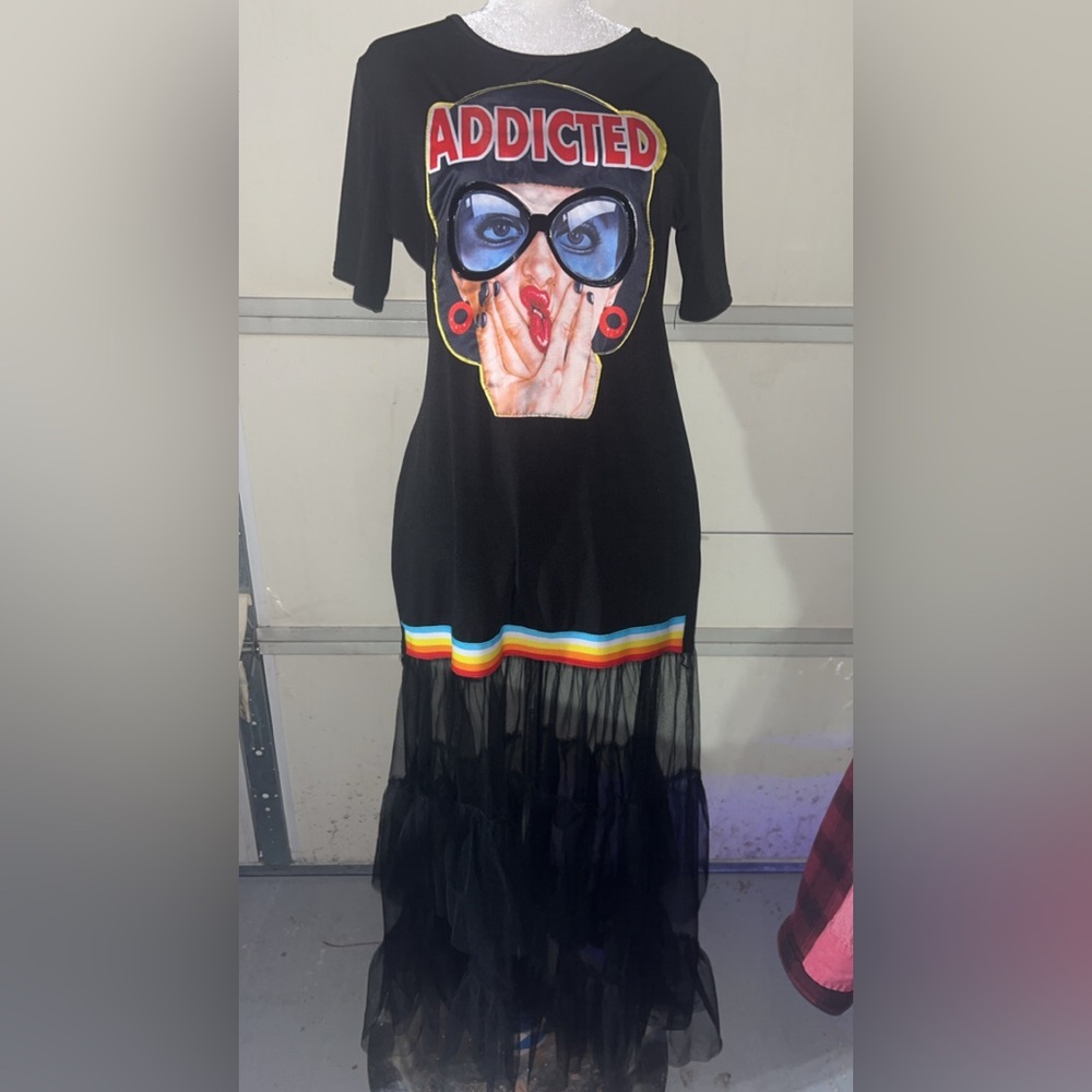 Black Graphic Maxi Dress - Picture 1 of 5